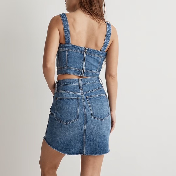 Madewell Cotton-Hemp Denim Supercrop Tank Top in Gabler Wash - Picture 4 of 15